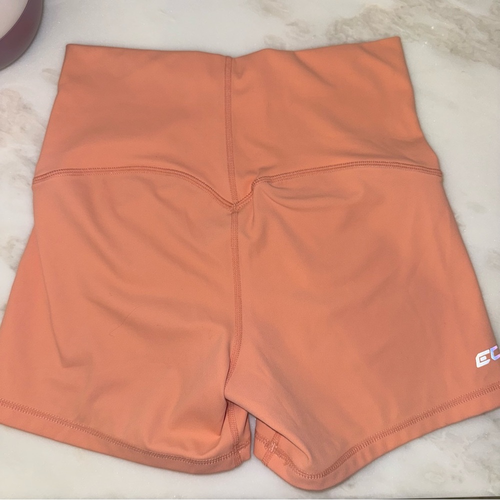 ECHT Women's Peach Shorts size medium 4” inseam high rise - Picture 5 of 7
